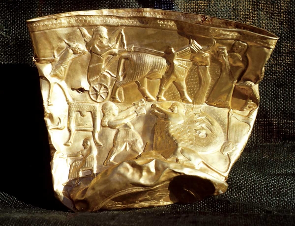 gold-bowl-Hasanlu